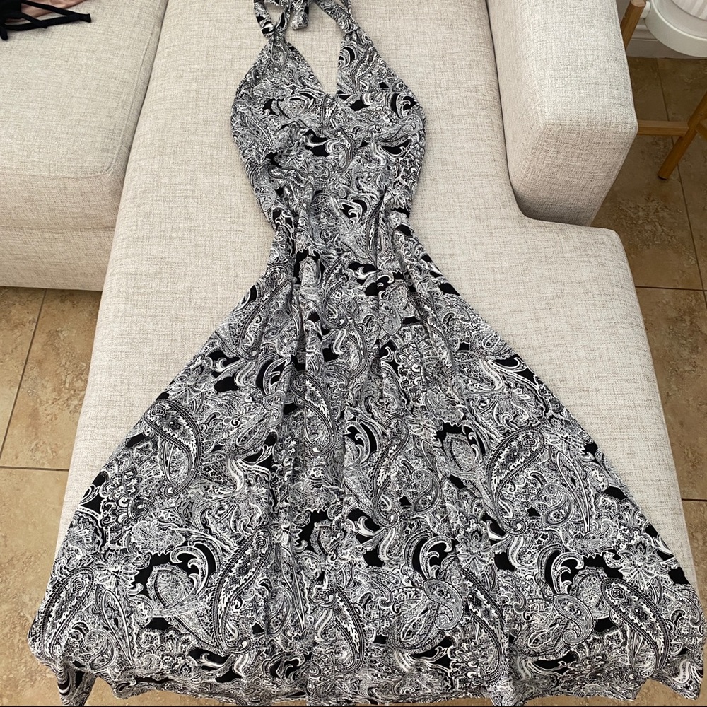EUC Elan Paisley Boho Halter Maxi Dress